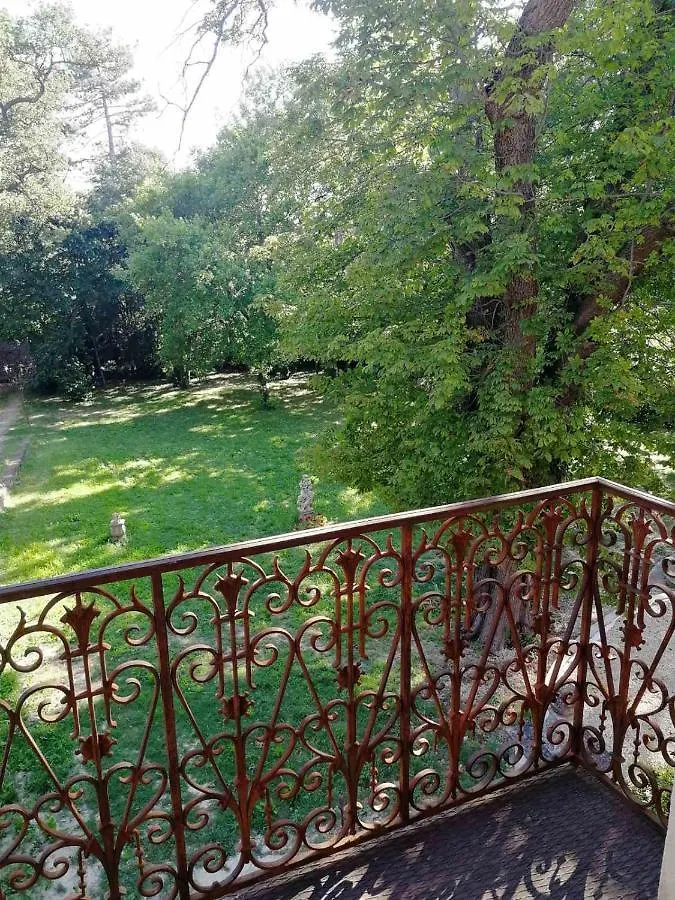 Domaine Picon Hotel Cadenet Guest house